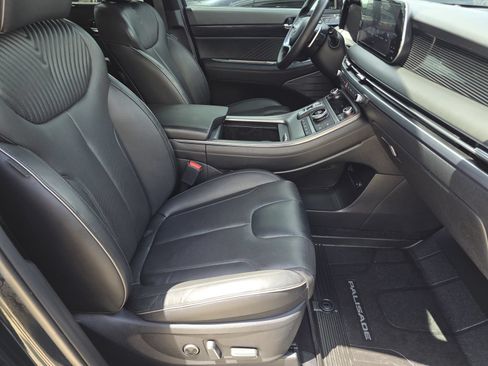 Used 2024 Hyundai Palisade Calligraphy FWD image 13