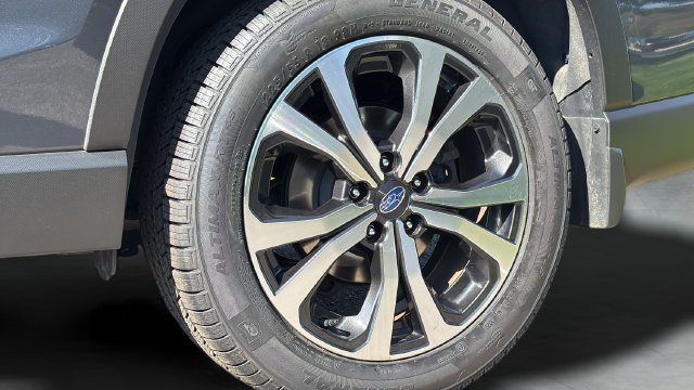 Used 2024 Subaru Forester Limited AWD/4WD image 31