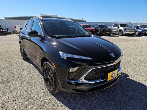 New 2026 Buick Encore GX Sport Touring image 7