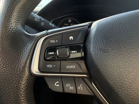 Used 2019 Honda Accord LX image 22