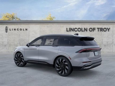 New 2026 Lincoln Nautilus Reserve w/ Jet Appearance Package image 4
