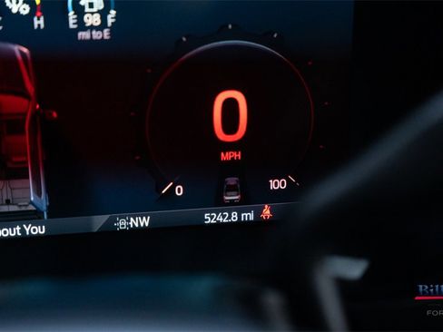 Certified 2025 Ford F250 Lariat w/ Tremor Off-Road Package image 23