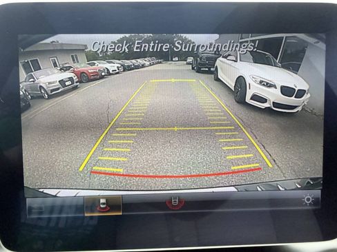 Used 2019 Mercedes-Benz GLA 250 4MATIC image 16