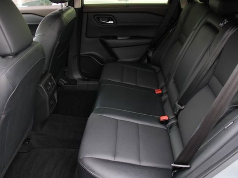 Certified 2023 Nissan Rogue SV w/ SV Premium B Package AWD/4WD image 30