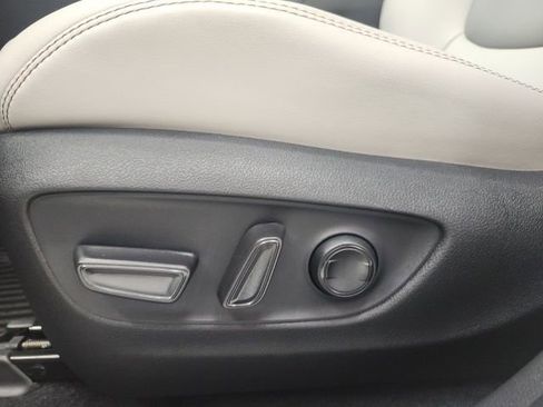 Used 2025 Toyota RAV4 XLE Premium FWD image 14