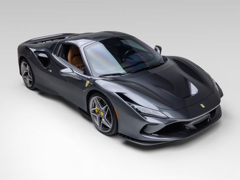 Certified 2022 Ferrari F8 Tributo RWD image 15
