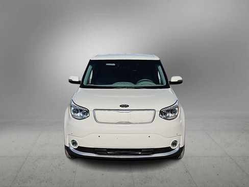 Used 2017 Kia Soul EV + image 3