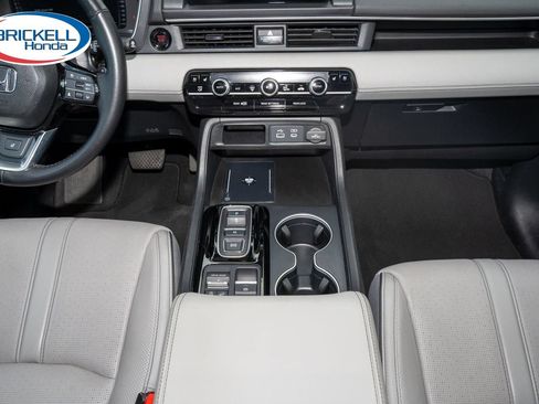 Certified 2023 Honda Pilot Elite image 28