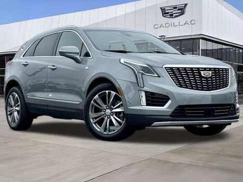 Certified 2023 Cadillac XT5 Premium Luxury w/ Technology Package image 2