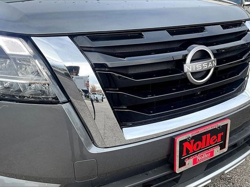 Used 2024 Nissan Pathfinder Platinum w/ Cargo Package image 29