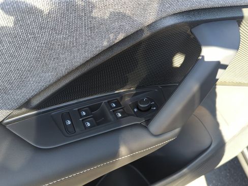 New 2026 Volkswagen Tiguan S image 13