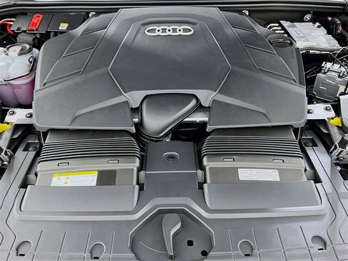 New 2026 Audi Q8 Premium Plus image 32
