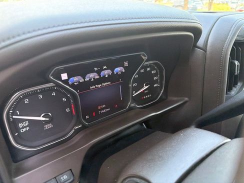Used 2019 GMC Sierra 1500 Denali w/ Denali Ultimate Package AWD/4WD image 10