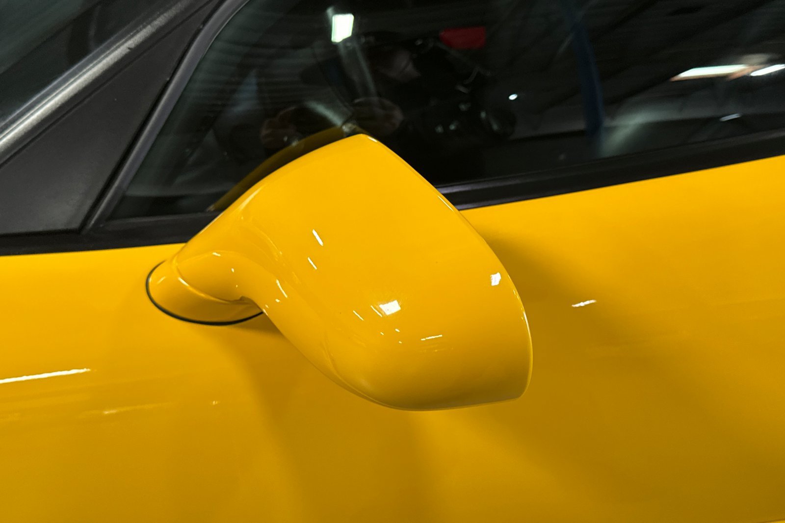 Used 2004 Chevrolet Corvette Z06 w/ Memory Package RWD image 44