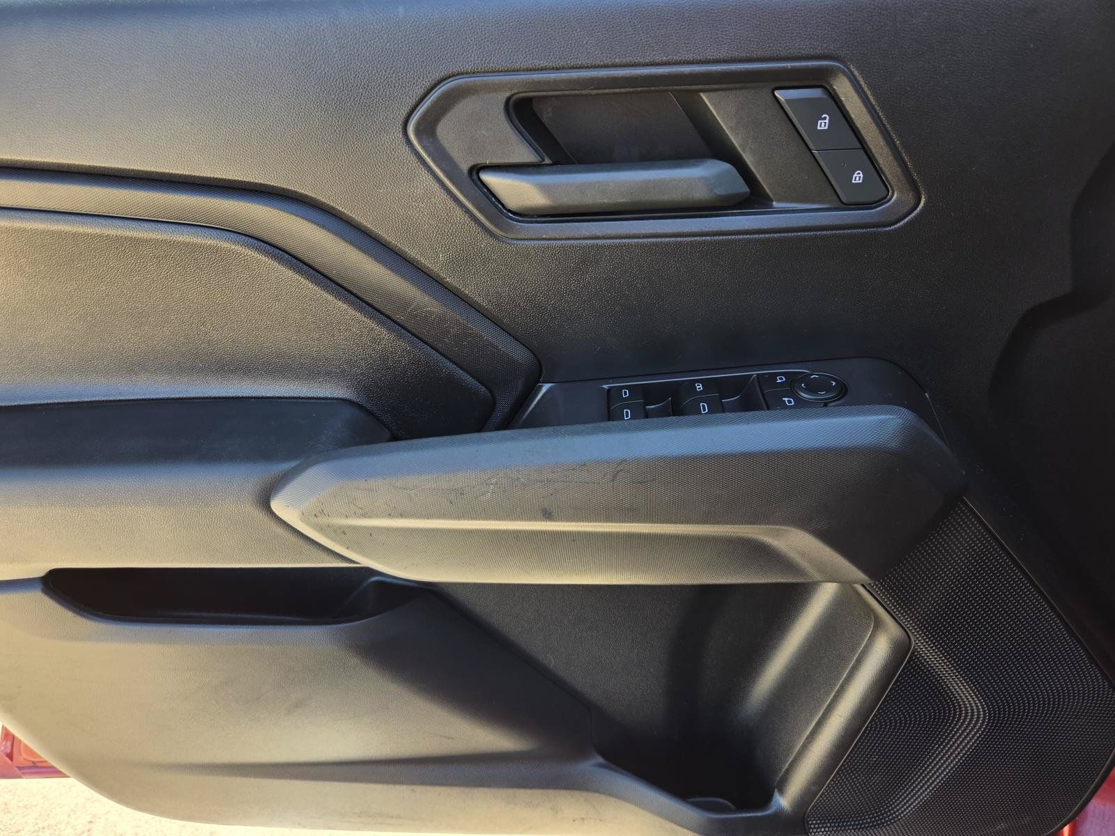 Used 2023 Chevrolet Colorado Trail Boss AWD/4WD image 16