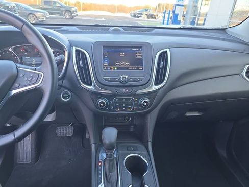 Used 2024 Chevrolet Equinox LT image 17
