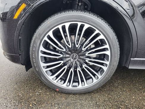 New 2026 Lincoln Aviator Black Label w/ Dynamic Handling Package AWD/4WD image 11