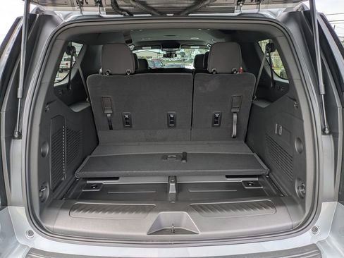 New 2026 Chevrolet Suburban LS image 31
