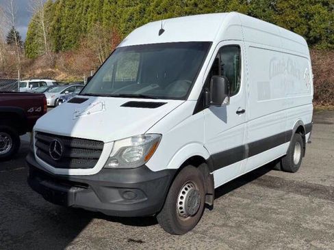 Used 2017 Mercedes-Benz Sprinter 3500 image 7