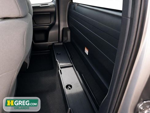 Used 2018 Toyota Tacoma SR RWD image 14