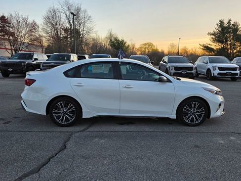 Certified 2023 Kia Forte GT-Line w/ GT-Line Technology Package FWD image 9