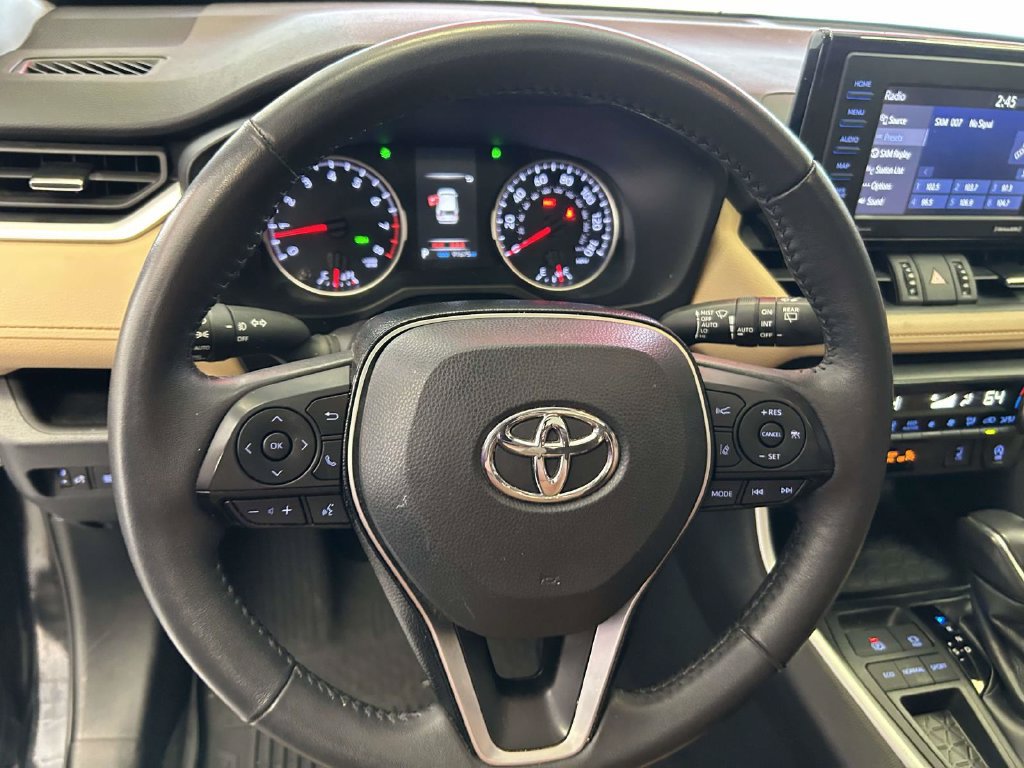 Used 2021 Toyota RAV4 XLE Premium FWD image 19