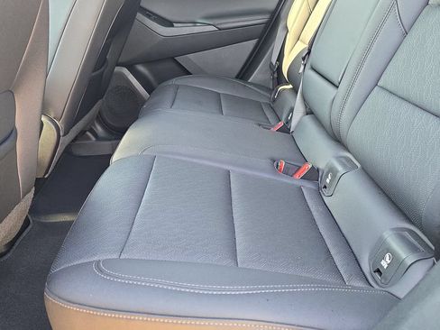 Used 2025 Chevrolet Equinox LT w/ Convenience Package II FWD image 14