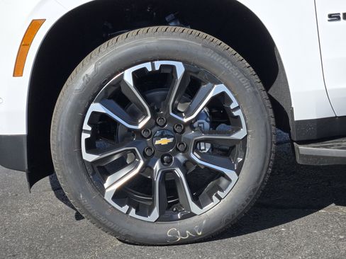 New 2026 Chevrolet Suburban RST w/ Comfort Package image 9