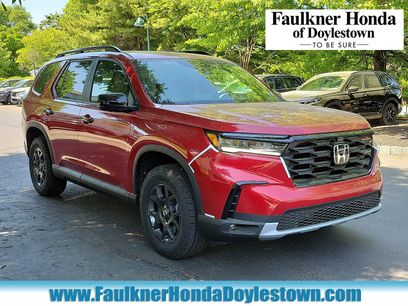 New 2025 Honda Pilot TrailSport