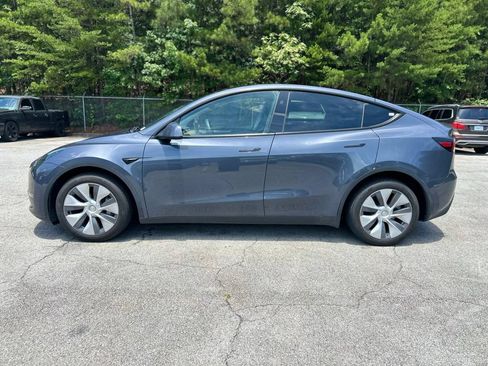 Used 2023 Tesla Model Y Long Range AWD/4WD image 4