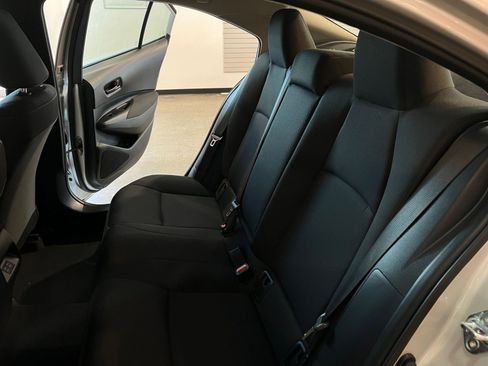 Used 2025 Toyota Corolla LE FWD image 38