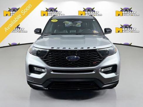 Used 2023 Ford Explorer ST w/ Technology Package AWD/4WD image 2