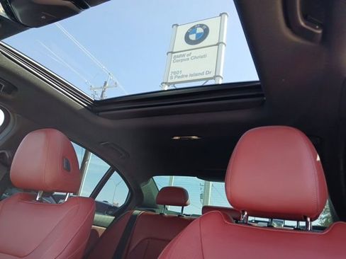 Used 2023 BMW 330i xDrive Sedan w/ M Sport Package image 27