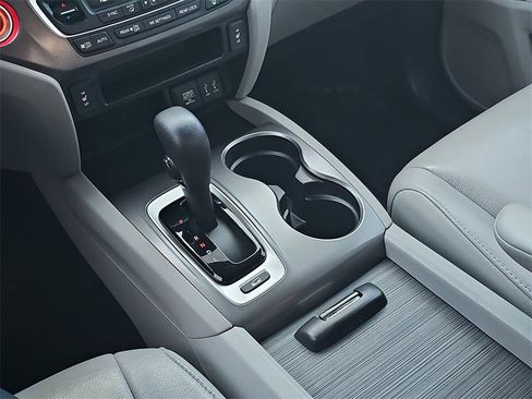 Used 2016 Honda Pilot EX-L image 28
