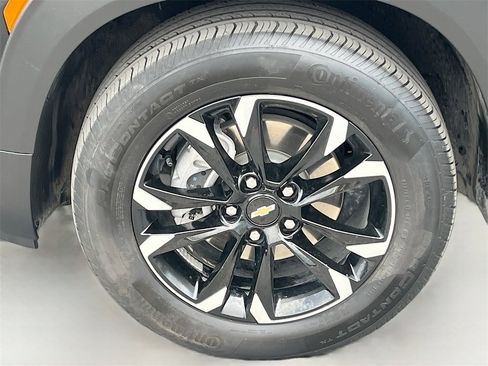 Used 2023 Chevrolet TrailBlazer LT w/ Convenience Package image 28