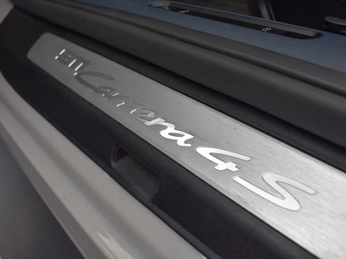 Used 2023 Porsche 911 Carrera S RWD image 41