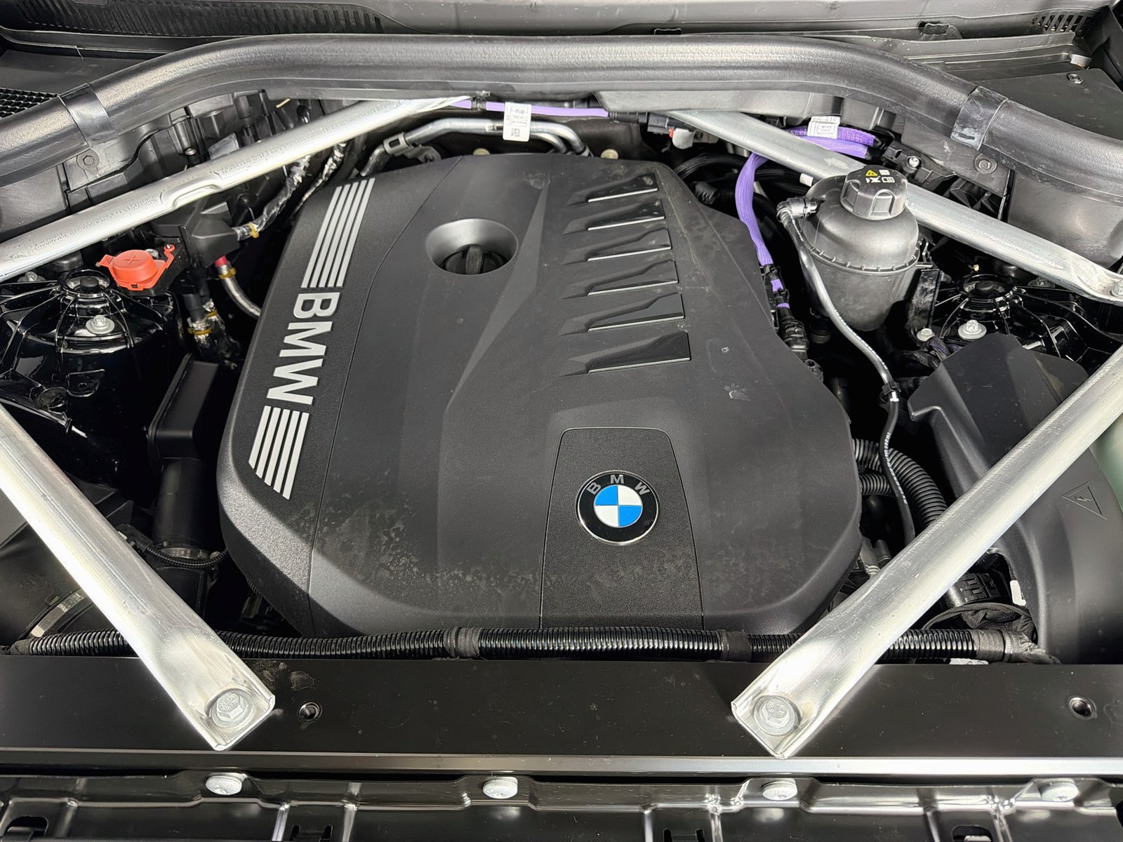 Used 2026 BMW X5 sDrive40i w/ Premium Package RWD image 32