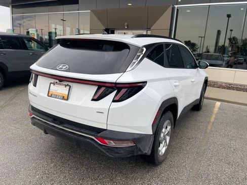 Used 2022 Hyundai Tucson SEL w/ Cargo Package AWD/4WD image 7