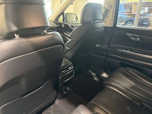 Used 2024 Genesis GV80 2.5T image 20