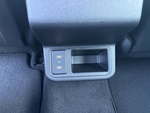 New 2025 Kia K4 LXS image 17