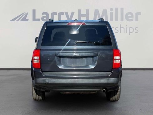Used 2016 Jeep Patriot Sport w/ Power Value Group image 6