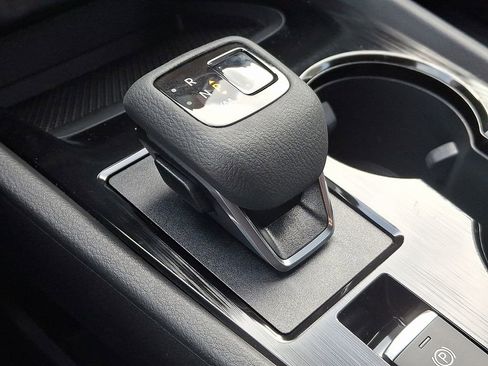 New 2026 Nissan Rogue S image 9