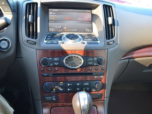 Used 2009 INFINITI G37 x Sedan w/ Premium Pkg image 24