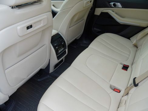 Used 2020 BMW X5 xDrive40i w/ Premium Package AWD/4WD image 35
