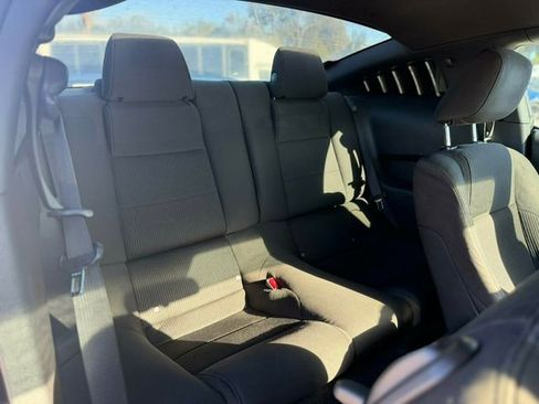 Used 2012 Ford Mustang 2dr Coupe V6 image 13