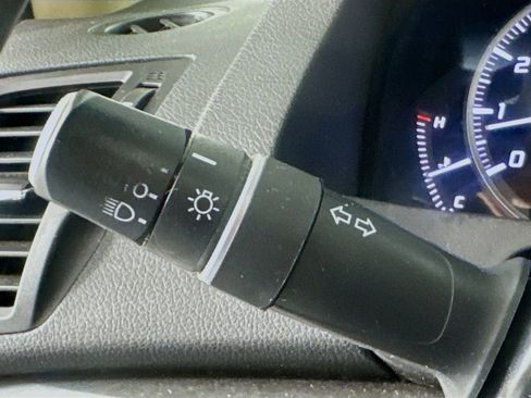 Used 2013 Acura RDX FWD image 13