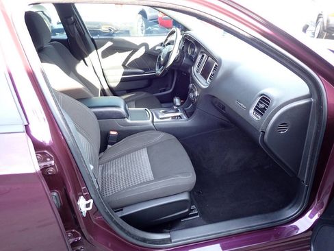 Used 2022 Dodge Charger SXT w/ Cold Weather Package image 9