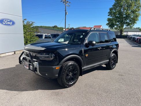 New 2025 Ford Bronco Sport Badlands w/ Sasquatch Badlands Package AWD/4WD image 2