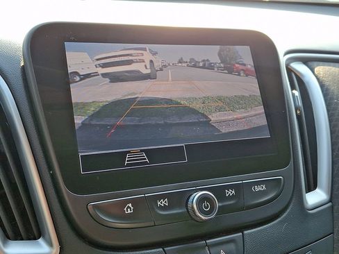 Used 2022 Chevrolet Malibu RS FWD image 20