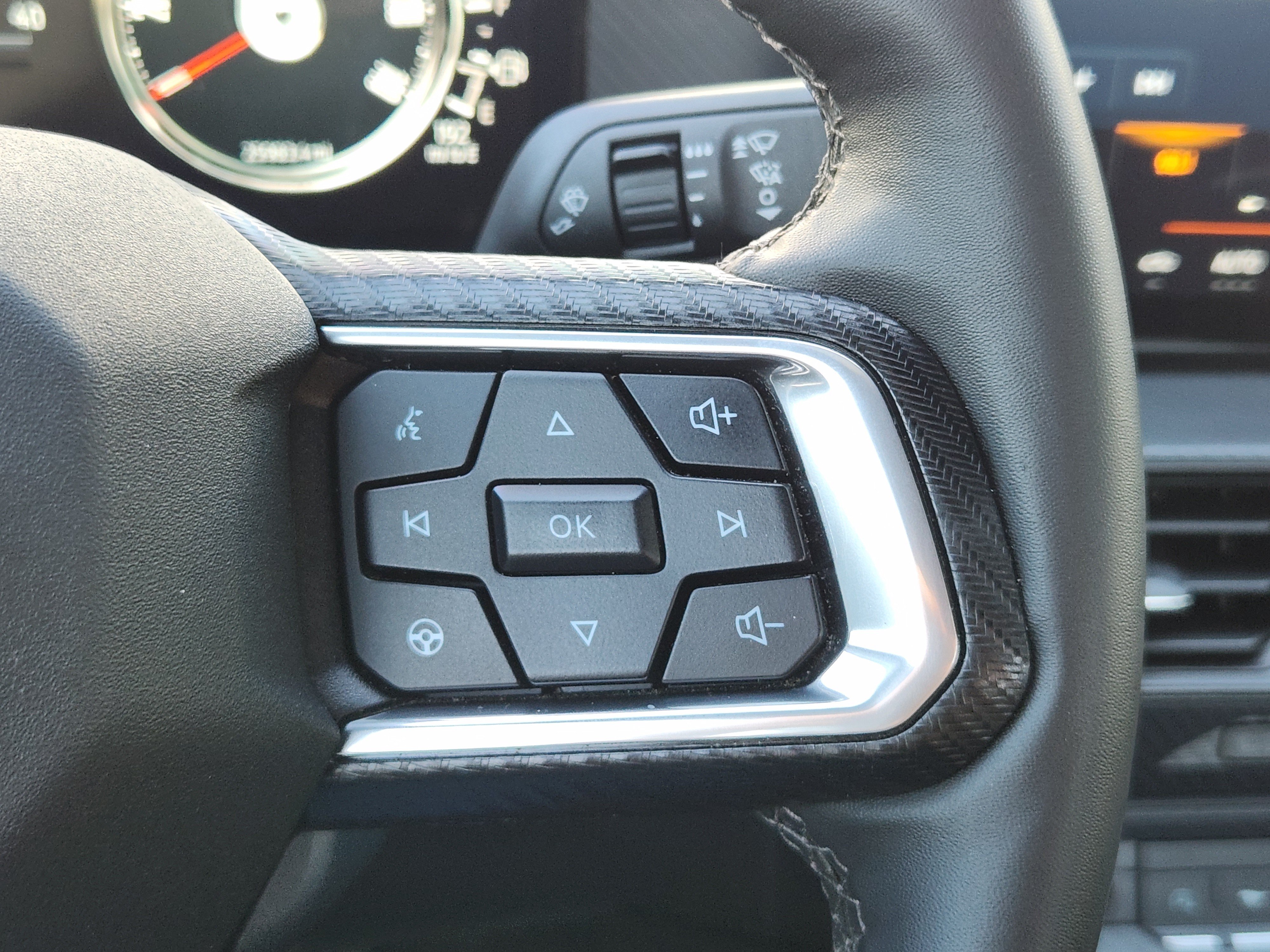 Used 2024 Ford Mustang Coupe RWD image 29
